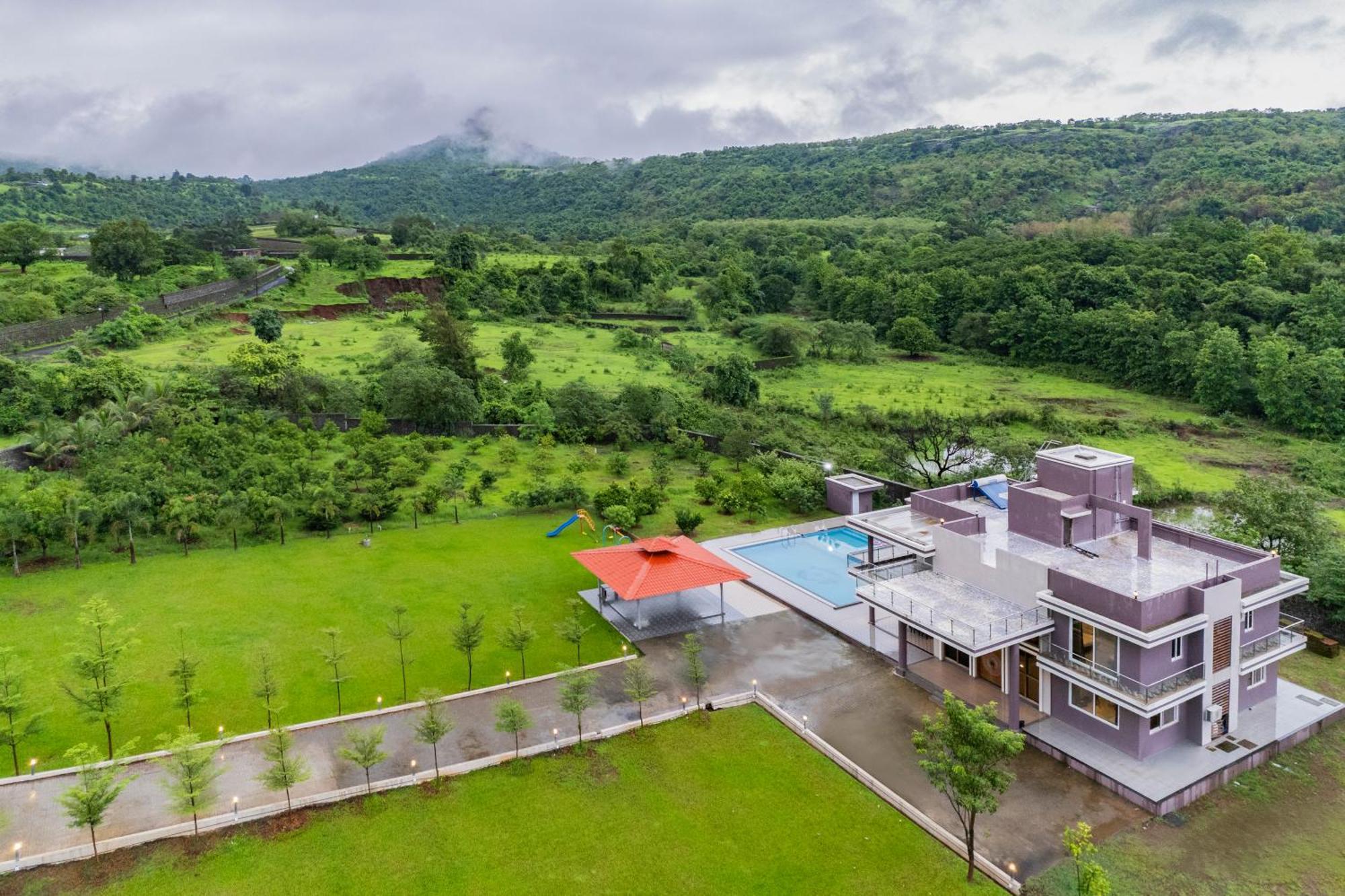 Stayscape Shreeji Farms 4Bhk Карджат Экстерьер фото